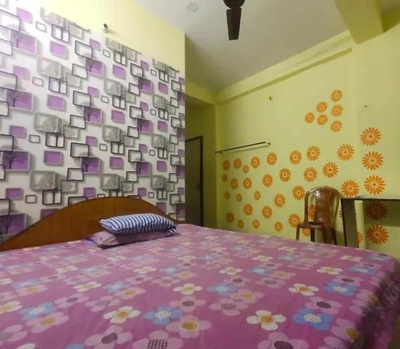 Amar Priya Guest House Калькутта Экстерьер фото