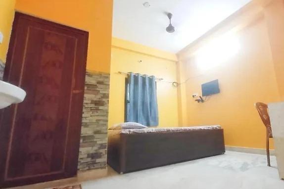 Amar Priya Guest House Калькутта Экстерьер фото